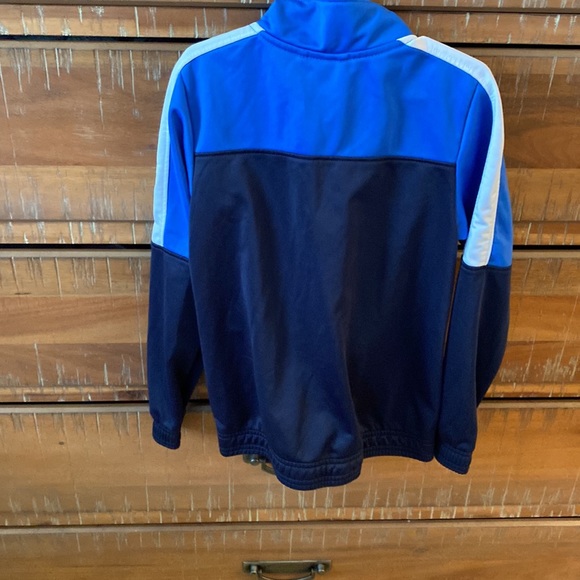 Boys size 7 puma jacket - Picture 6 of 6
